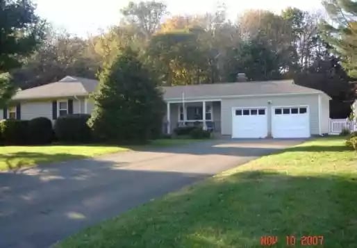 Brick-Paver-Driveway-Before-and-After-1024x357_1-min