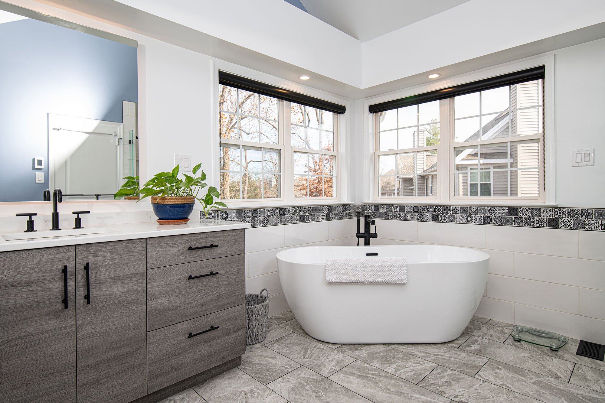 Contemporary bathroom_result