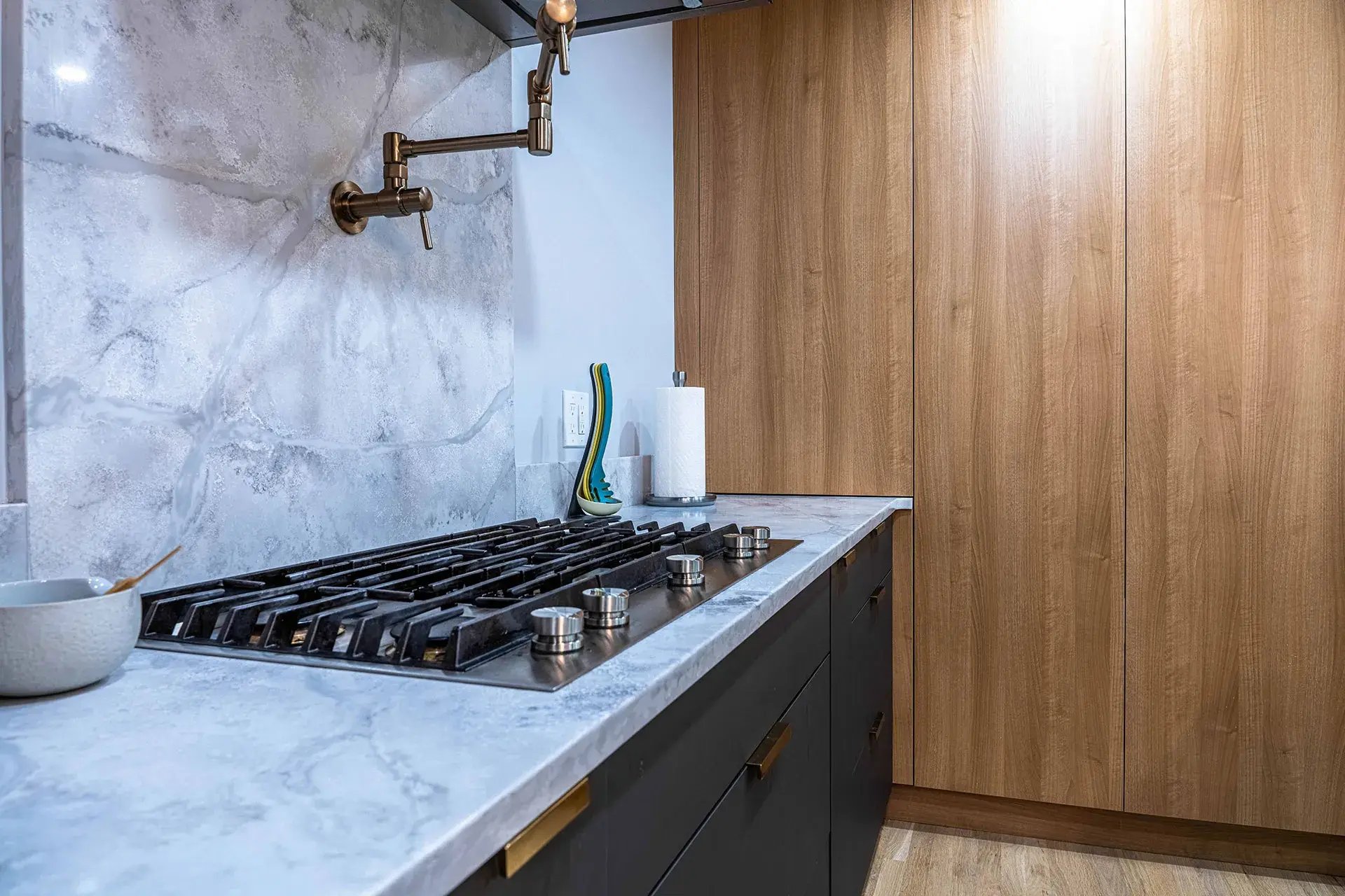 white-granite-countertop-renovation-cresskill-NJ