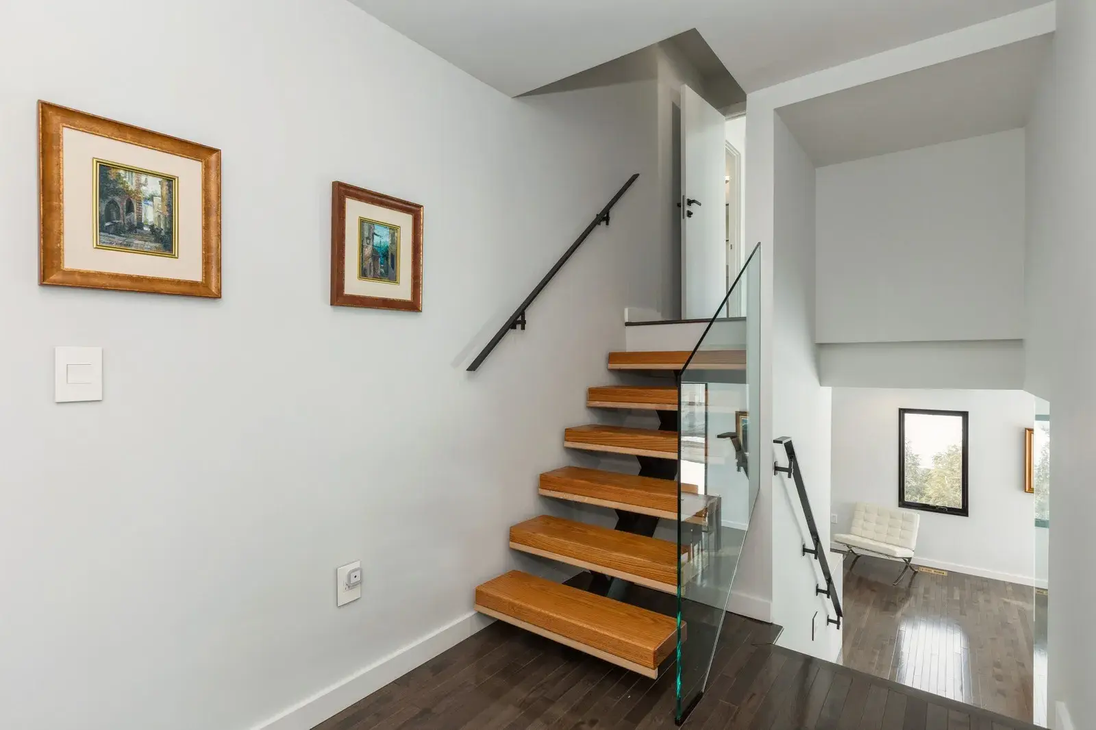 Staircase Remodel Cost, Ideas, and Contractor Tips